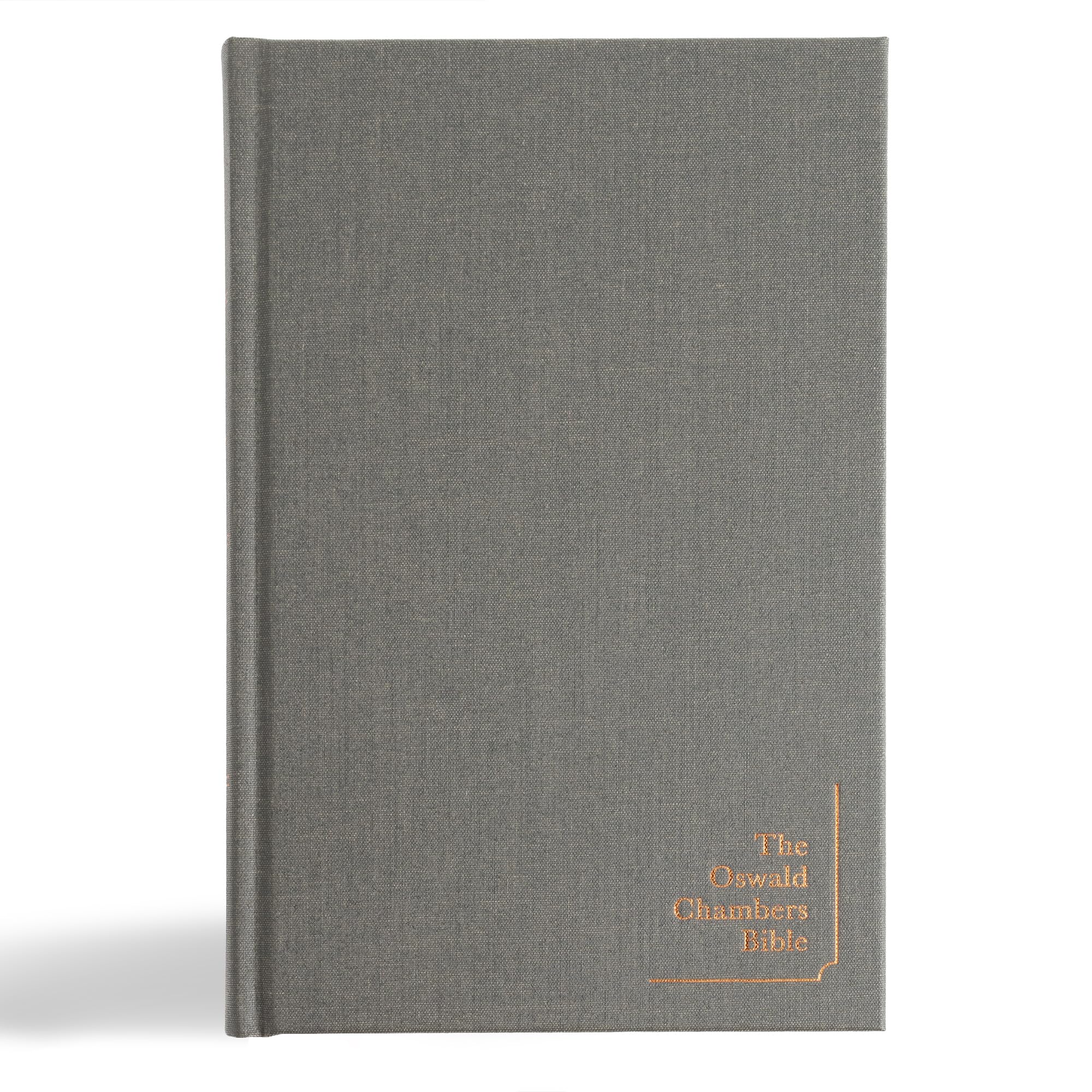 CSB Oswald Chambers Bible, Charcoal Cloth Over Board, Full My Utmost for His Highest Devotional, Bible Reading Plan, Commentary, Articles, Book ... Callout Quotes, Easy-to-Read Bible Serif Type 9781087788838